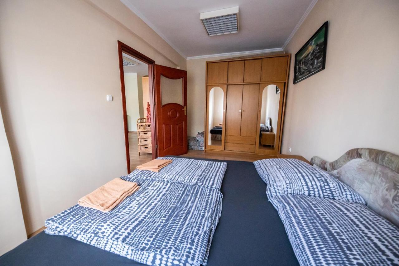 Elit Apartman Appartement Debrecen Buitenkant foto